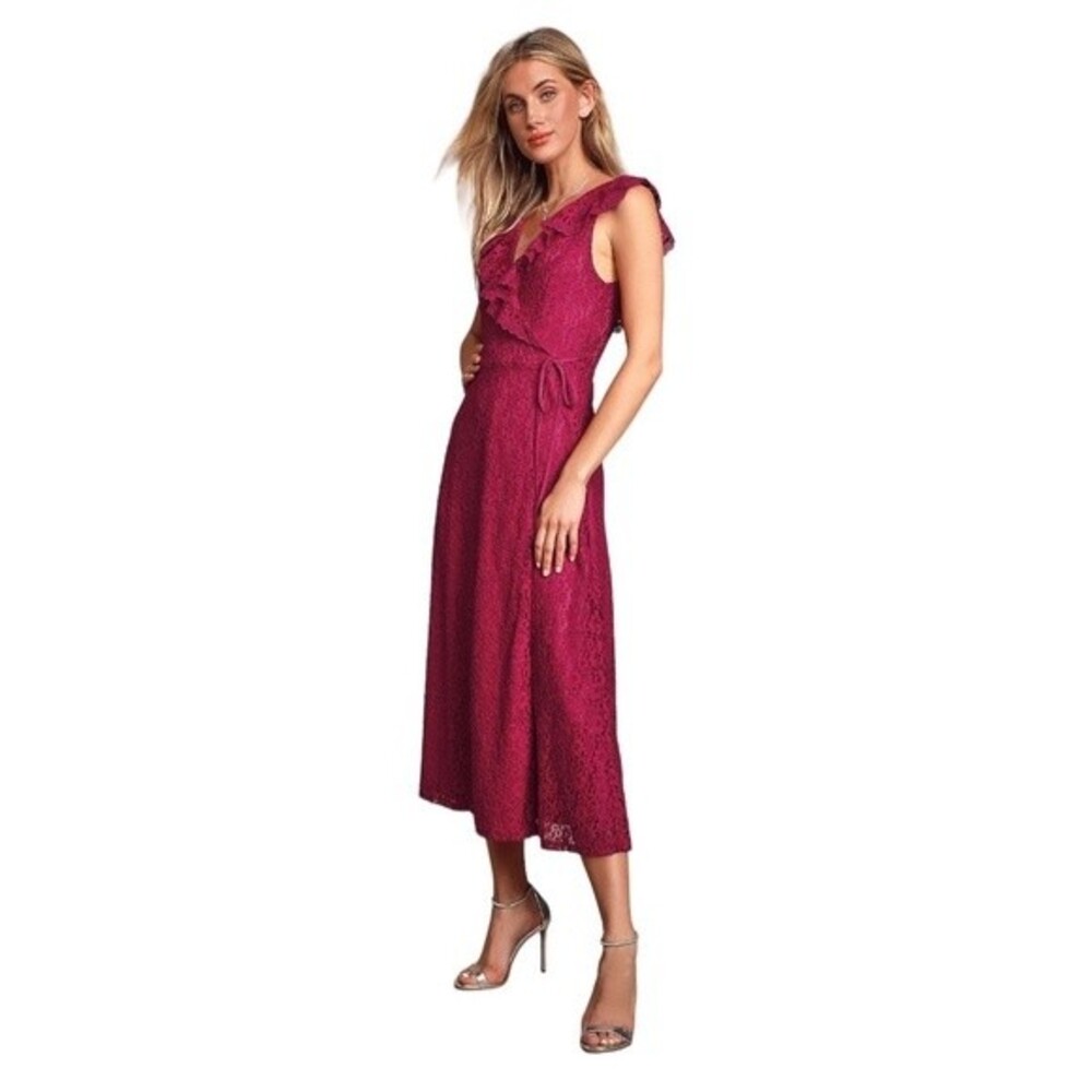 NWT Lulus Effortless Elegance Magenta Lace Midi Wrap Dress Size M